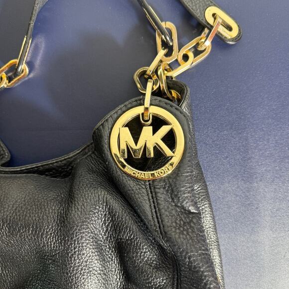 Michael Kors Fulton Large Shoulder Tote Bag - Picture 6 of 8